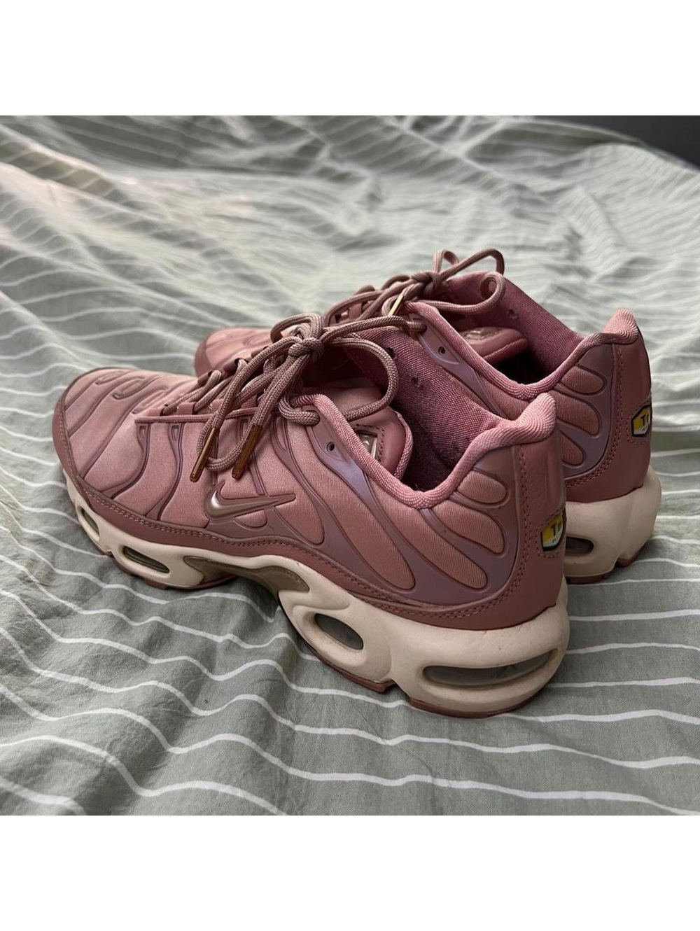 Nike Air Max Plus sneakers